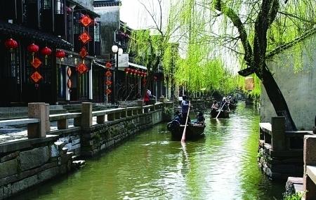 探索知识星球平台,加入一个女同学自己给自己p遗照,还往网上发,这是个什么情况?获取海量知识资源
